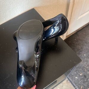 Black Patent Pointed Toe Stiletto Pumps - Women